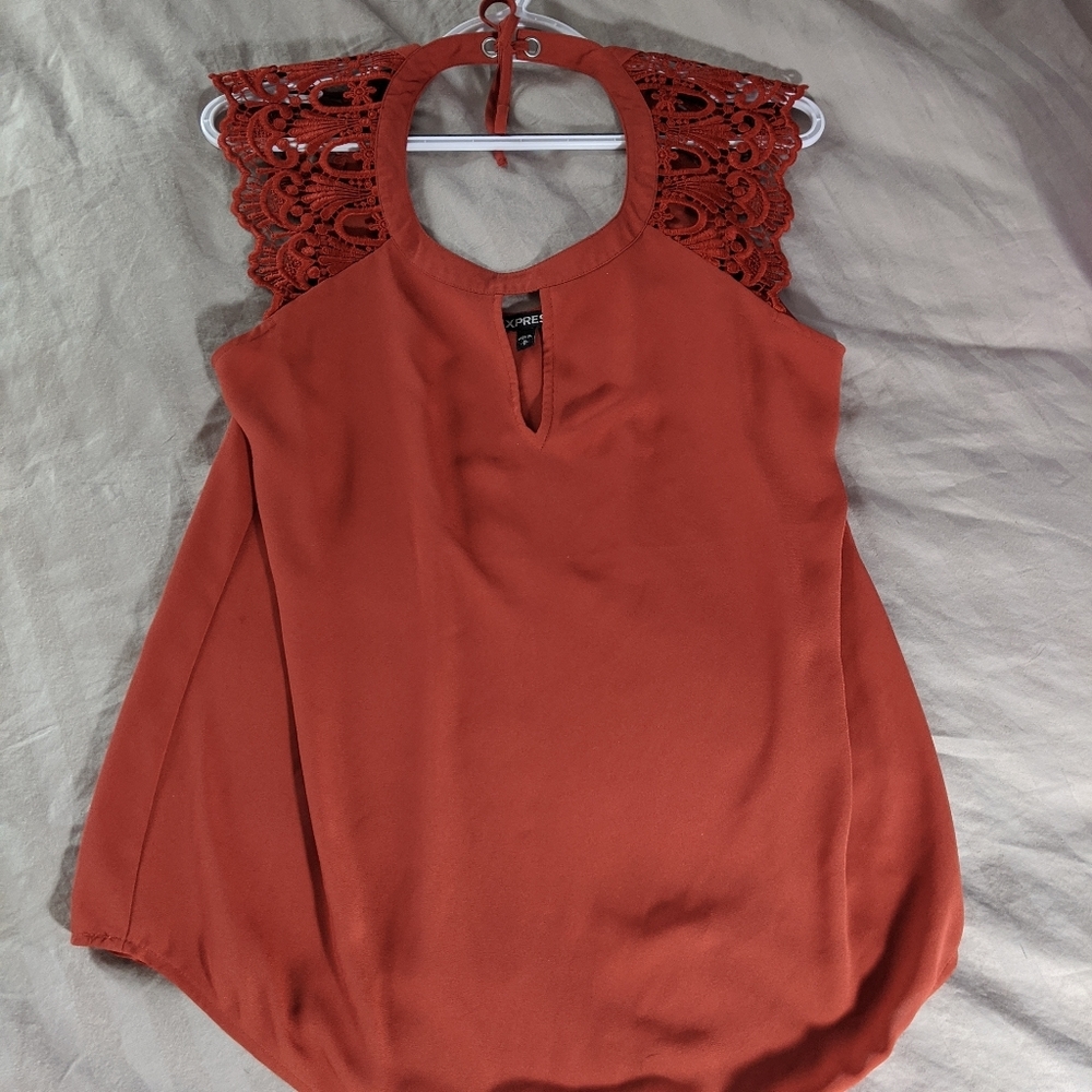Dainty rust color tanktop